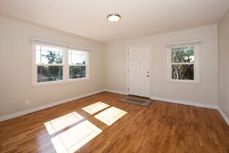 24 N Salinas St in Santa Barbara, CA - Building Photo - Building Photo