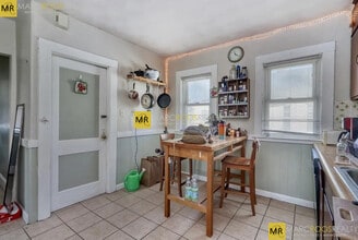 21 Renfrew St in Medford, MA - Building Photo - Building Photo