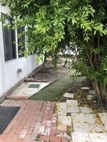 2040 255th St, Unit 1 in Lomita, CA - Building Photo