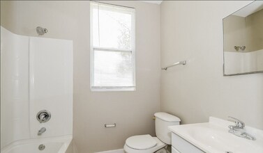 9043 9th Ave in Jacksonville, FL - Building Photo - Building Photo