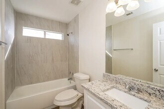 837 Longleaf Dr in Desoto, TX - Building Photo - Building Photo