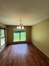2113 Loren Cir in Fayetteville, AR - Foto de edificio - Building Photo