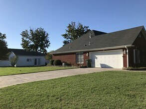 113 Arabian Dr in Madison, AL - Building Photo - Building Photo