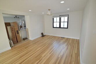 112 Lynde St in Melrose, MA - Building Photo - Building Photo