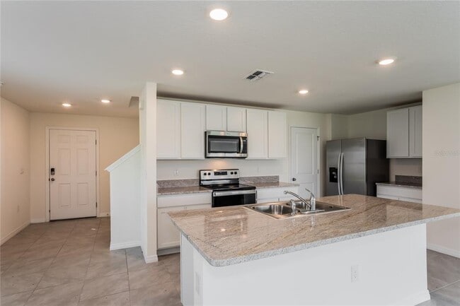 2921 Great Abaco Way in Bradenton, FL - Building Photo - Building Photo