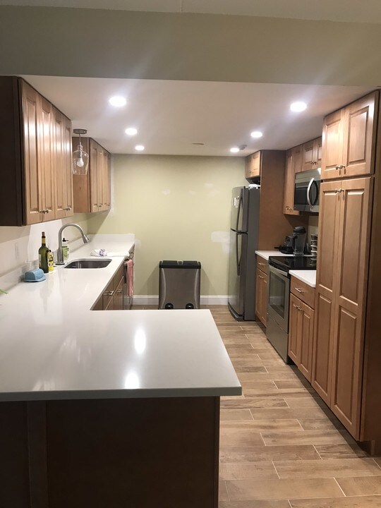 51 Melrose St, Unit 2C in Melrose, MA - Building Photo