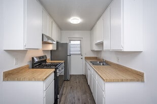 1776 Temple Ave in Long Beach, CA - Building Photo