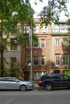 159 E 70th St Apartments