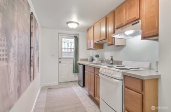 4540 S Henderson St-Unit -A in Seattle, WA - Building Photo - Building Photo
