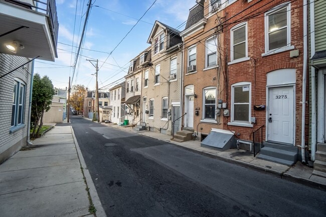 327 N Lumber St in Allentown, PA - Building Photo - Building Photo