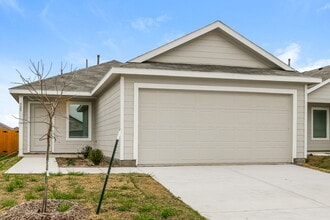 928 Calley Pear Trl, Unit 1207-A in Princeton, TX - Building Photo - Building Photo