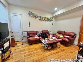 16 Copenger St in Roxbury Crossing, MA - Building Photo