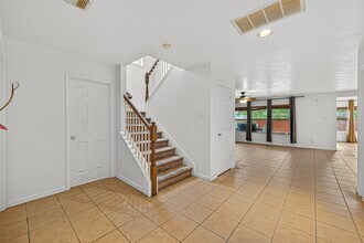 16547 Lanesborough Dr in Houston, TX - Building Photo - Building Photo