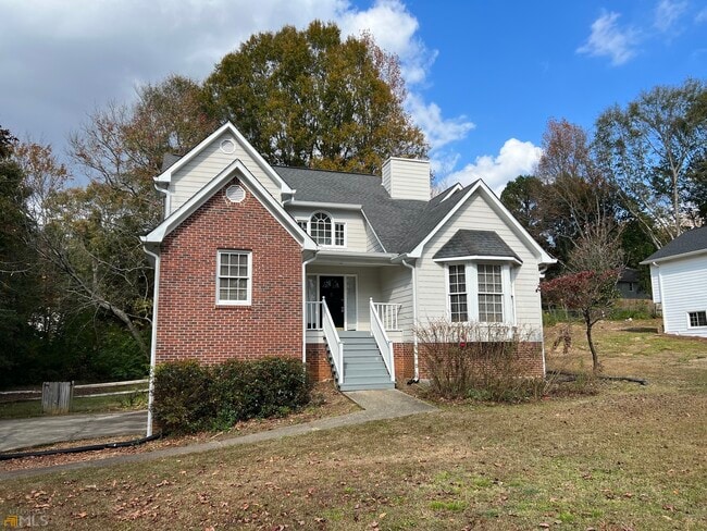612 Sutton Way SW in Marietta, GA - Building Photo - Building Photo