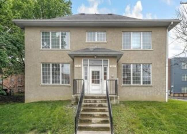 property at 285 E 12th Ave