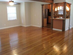 3962 Chamblee Dunwoody Rd in Chamblee, GA - Building Photo - Building Photo