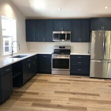 261 6th St in Ashland, OR - Building Photo - Building Photo