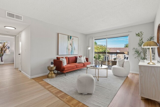 5319 Ridgeview Cir in El Sobrante, CA - Building Photo - Building Photo