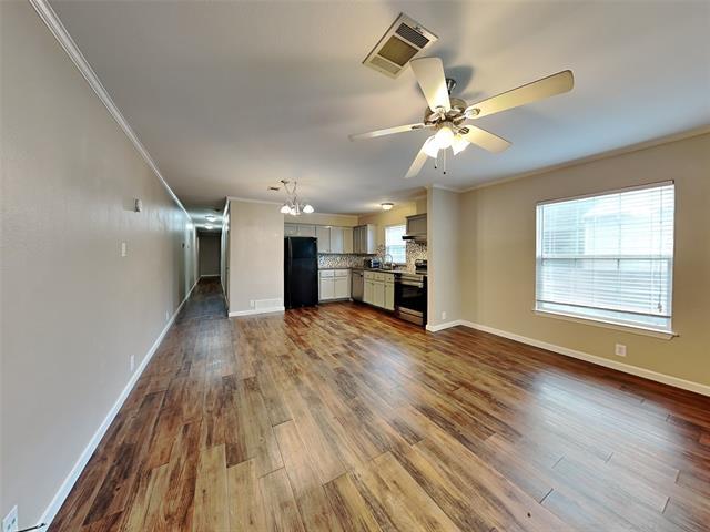 1414 Record Crossing Rd in Dallas, TX - Building Photo - Building Photo