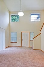 108 NE Albion St in Coupeville, WA - Building Photo - Building Photo