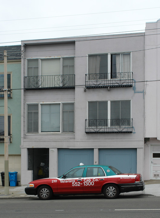 7026 Fulton St in San Francisco, CA - Building Photo