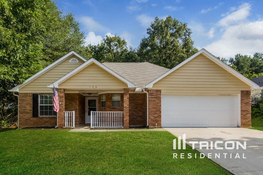 156 Eagle Way in Stockbridge, GA - Building Photo