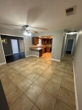 7725 Seagull Ave in Las Vegas, NV - Building Photo - Building Photo