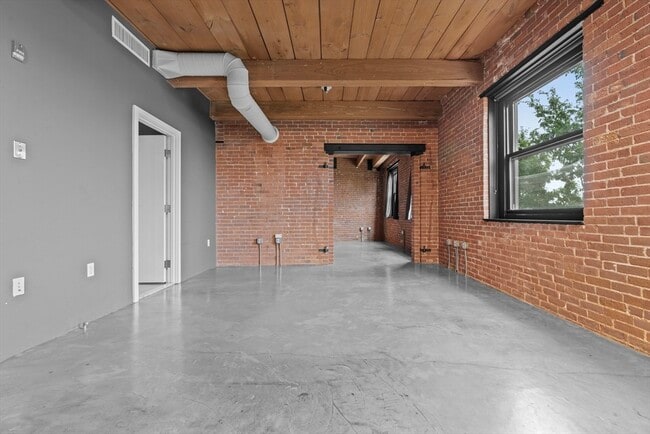 90 Wareham St, Unit 309 in Boston, MA - Building Photo - Building Photo