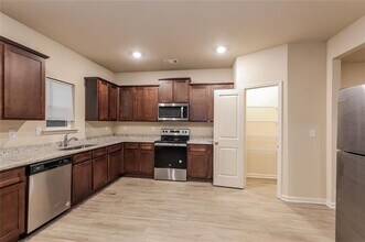 148 Oliver Dr in Locust Grove, GA - Building Photo - Building Photo