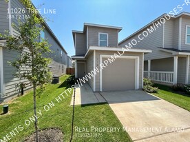 11026 Tree Line in San Antonio, TX - Building Photo
