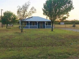 102 Co Rd 691 in Tuscola, TX - Building Photo