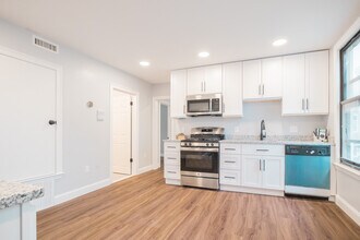 344 Saratoga St, Unit 2 in Boston, MA - Building Photo - Building Photo