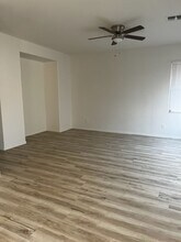 1898 S Falcon Dr in Gilbert, AZ - Building Photo - Building Photo