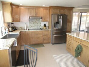 85 Conejo Cir in Palm Desert, CA - Building Photo - Building Photo