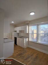 3814 N Greenview Ave, Unit 2W in Chicago, IL - Building Photo - Building Photo