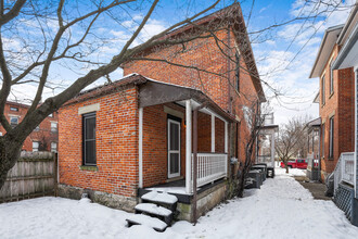 68 E Hubbard Ave in Columbus, OH - Building Photo - Building Photo