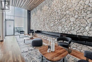 10 Rouge Valley Dr W in Markham, ON - Building Photo - Building Photo