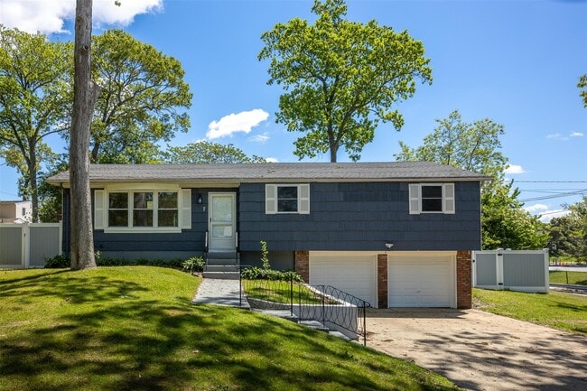 property at 7 Arlington Rd