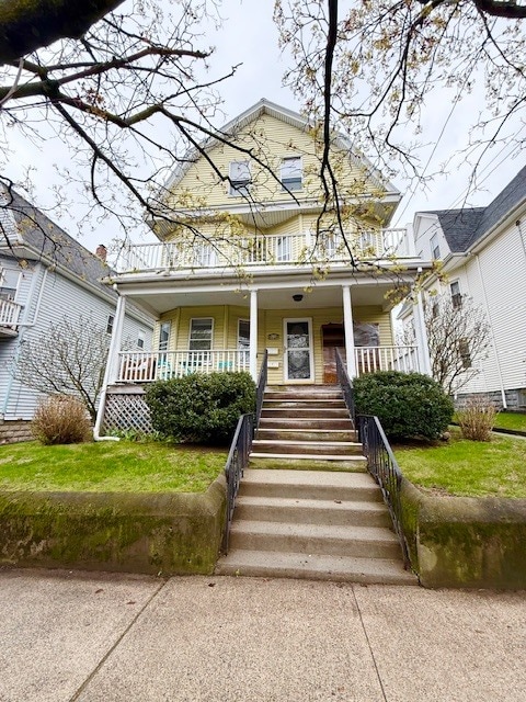 84 North St, Unit 1A in Medford, MA - Foto de edificio - Building Photo