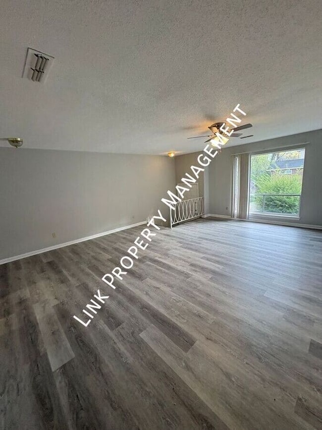 property at 3403 Gail Dr