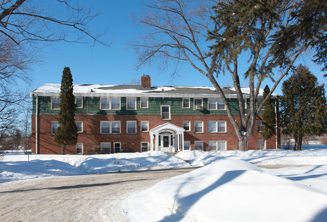 Excelsior Lake in Excelsior, MN - Foto de edificio - Building Photo