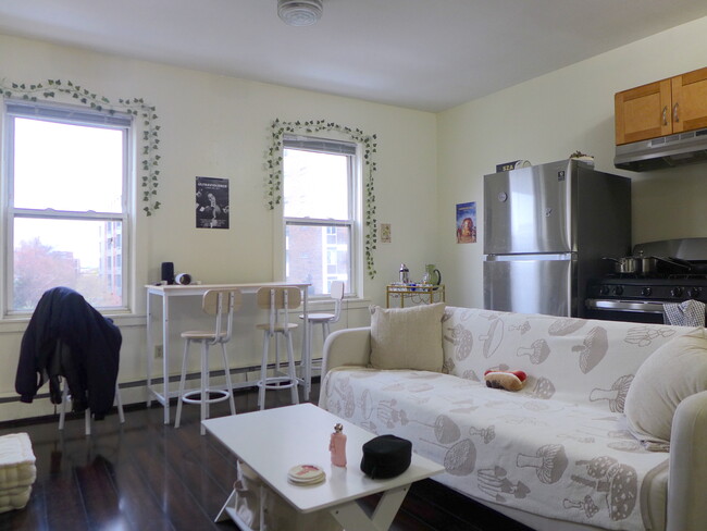 1 Torpie St, Unit 2