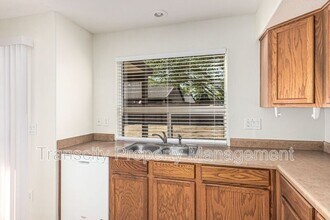 8528 S 49th Ln in Phoenix, AZ - Building Photo - Building Photo