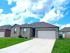 435 Madrid St in Republic, MO - Building Photo