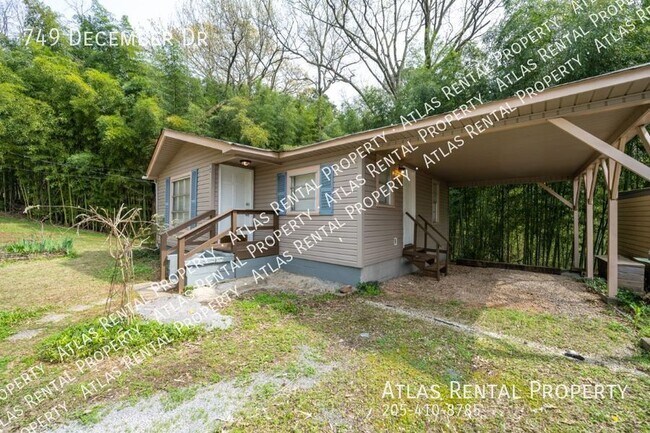 749 December Dr in Birmingham, AL - Building Photo - Building Photo