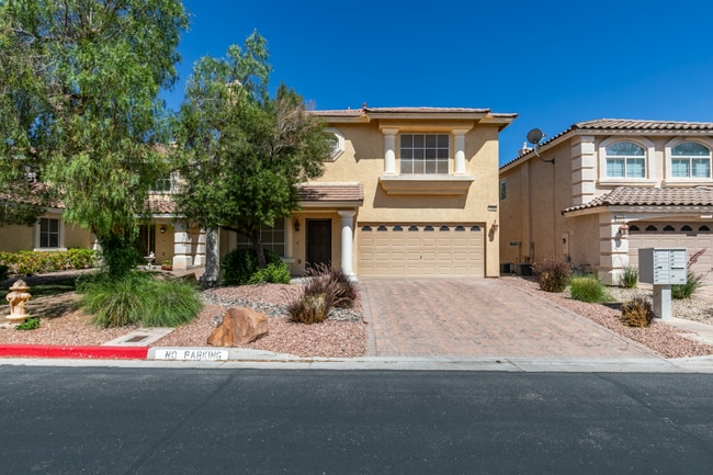 property at 10908 Royal Highlands St