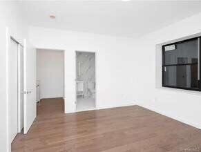 2506 Hughes Ave in Bronx, NY - Building Photo - Building Photo