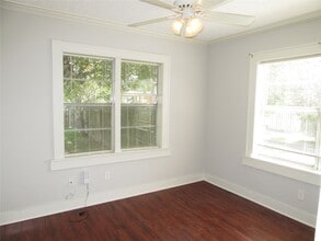 2121 Market St in Galveston, TX - Building Photo - Building Photo