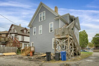 1316 7th St SE in Minneapolis, MN - Building Photo - Building Photo