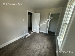203 Crosby St in Akron, OH - Building Photo - Building Photo